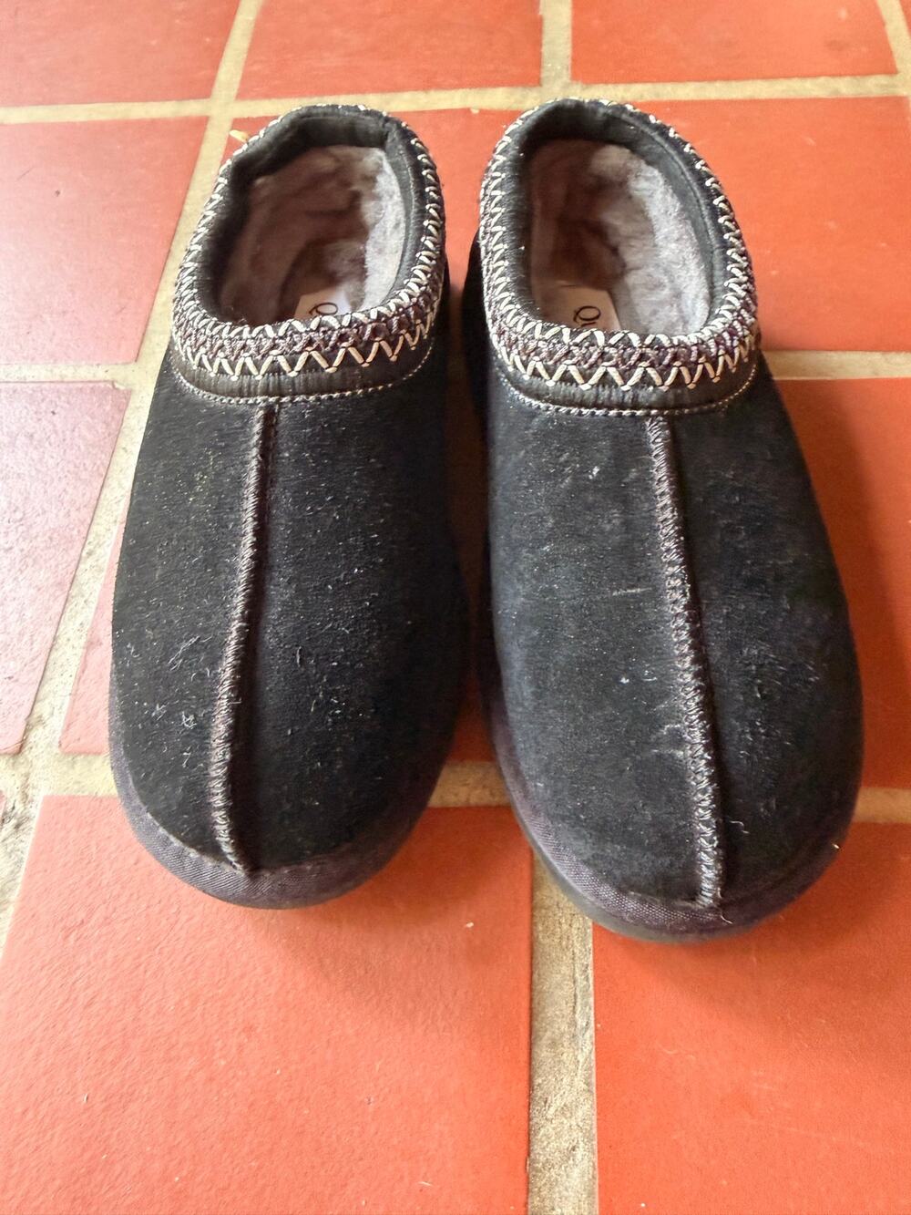 Quince Women’s Black Shearling Lined Slippers Clogs Mule Shoes Size 6